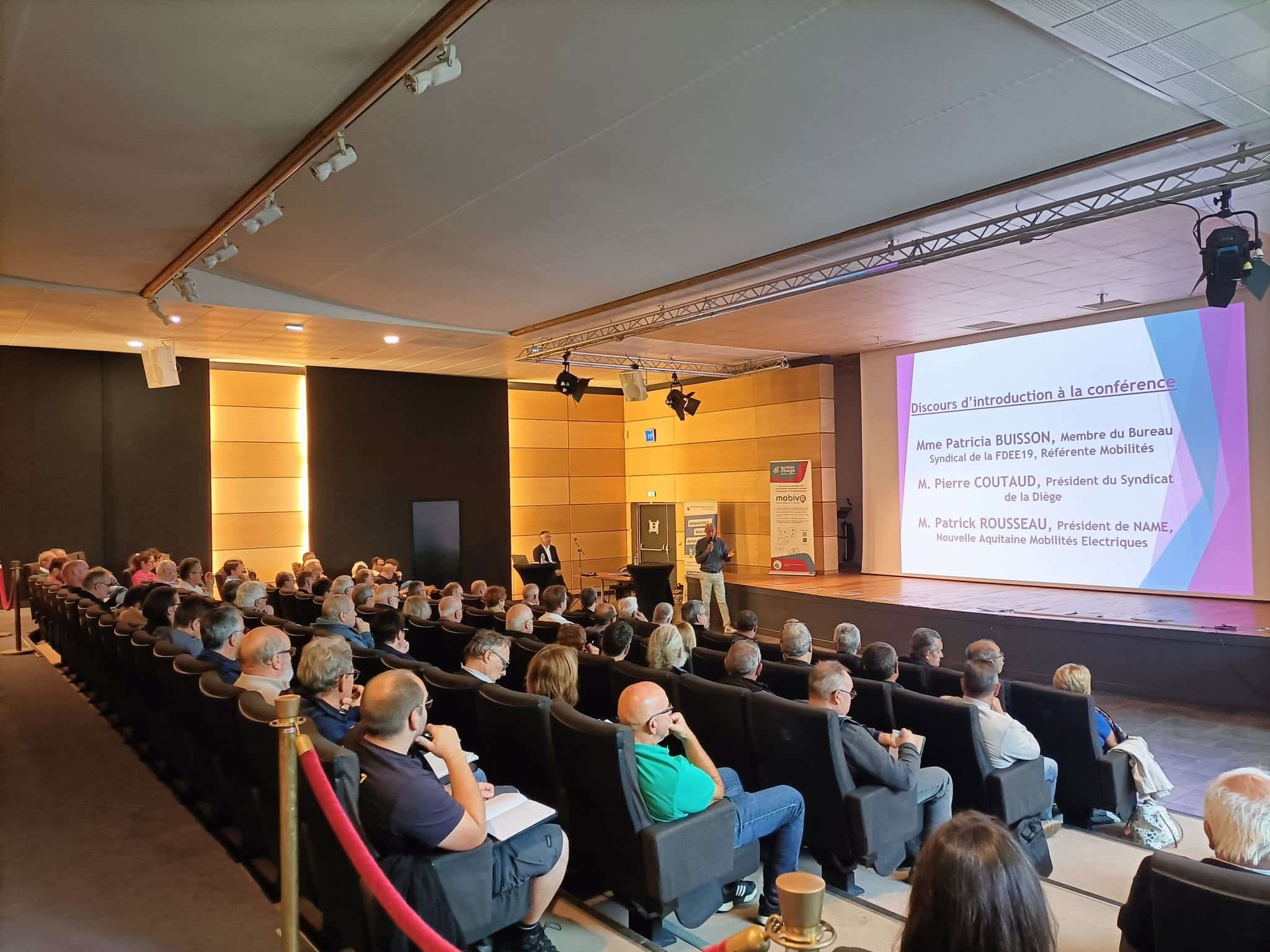 Électromobilité&nbsp;: Conférence-débat pour l’accompagnement des collectivités en Corrèze